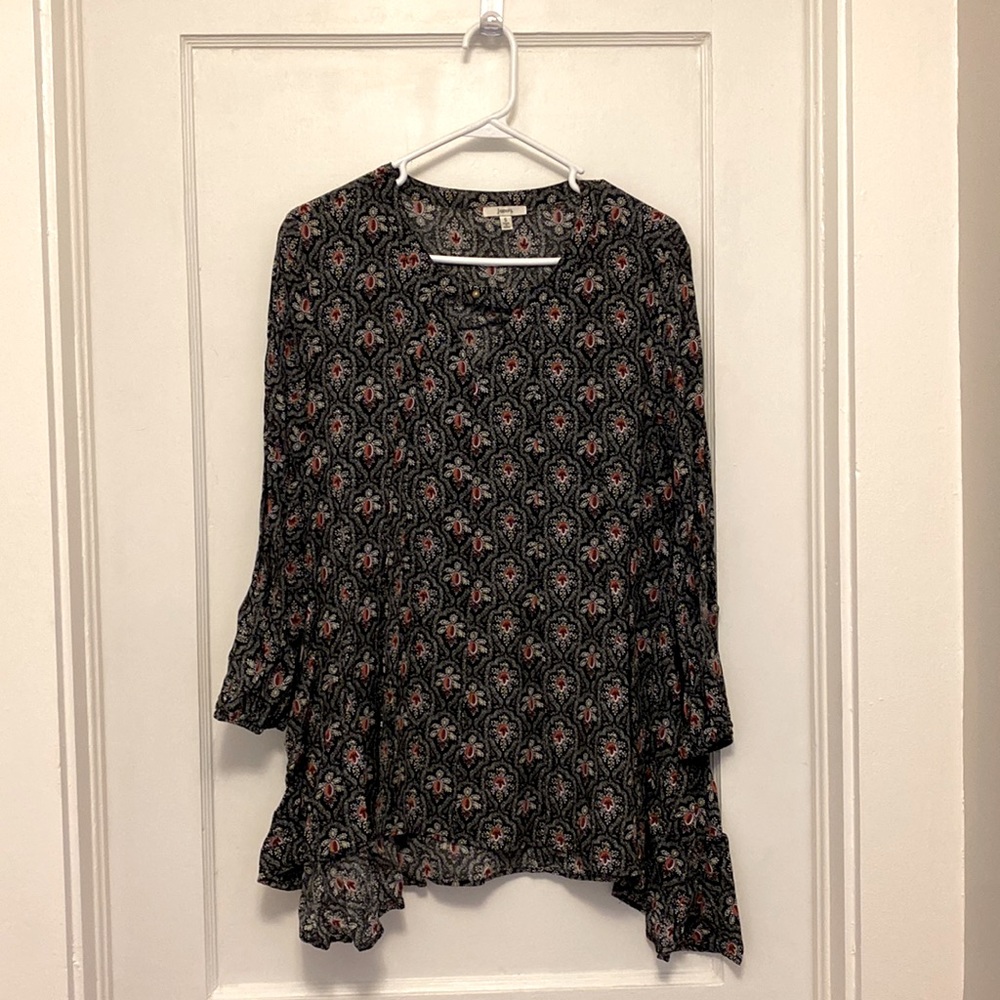 Jodifl black printed tunic. Size small